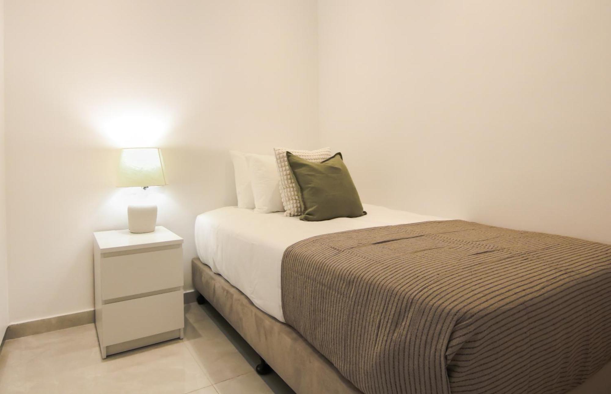 Phaedrus Living Luxury Seaview Coral Bay Villa เปเยีย ภายนอก รูปภาพ