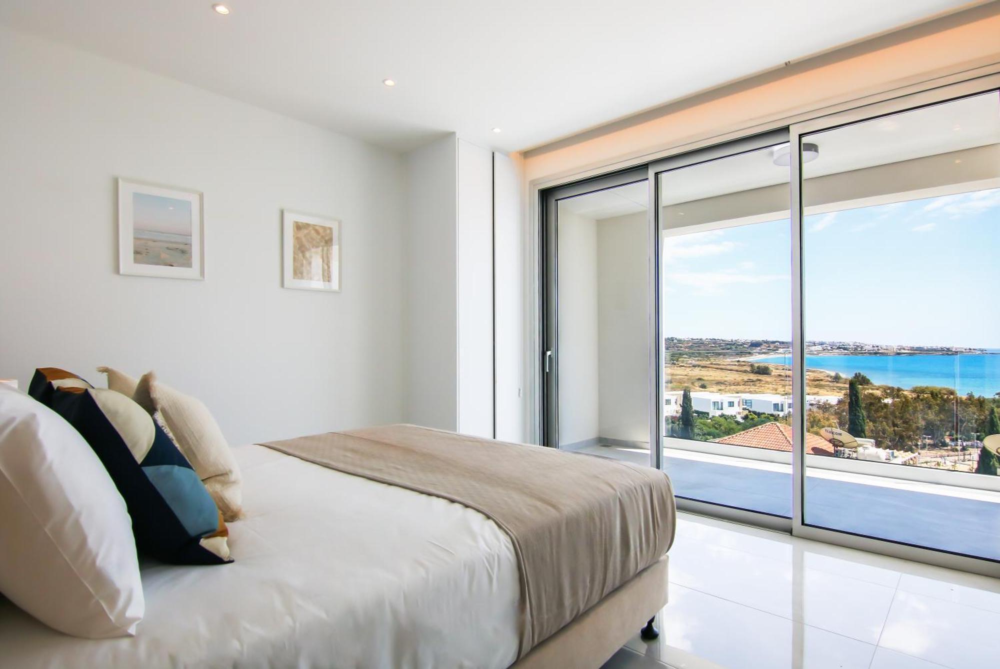 Phaedrus Living Luxury Seaview Coral Bay Villa เปเยีย ภายนอก รูปภาพ